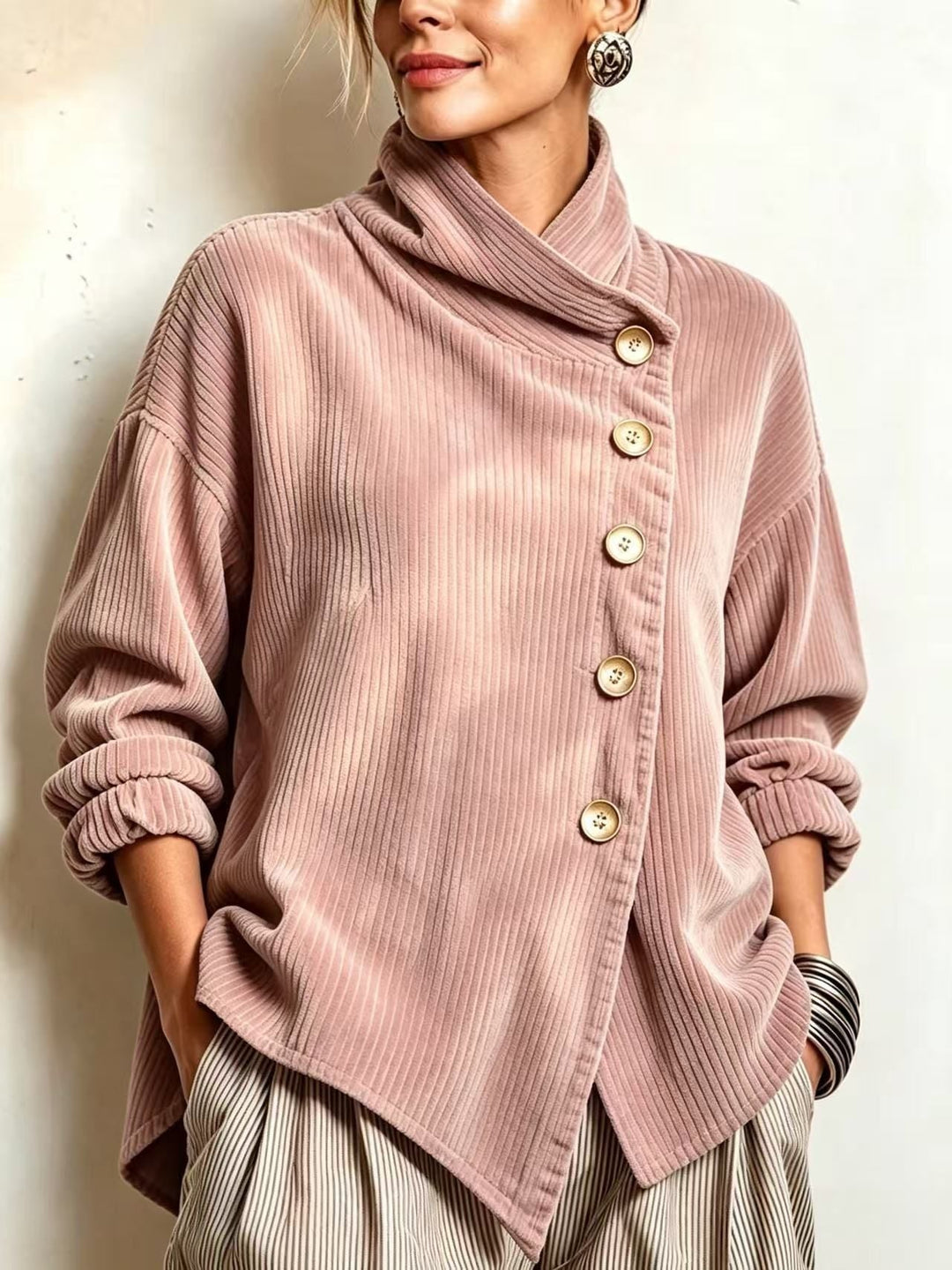 Capucine | Pull en velours côtelé à col montant