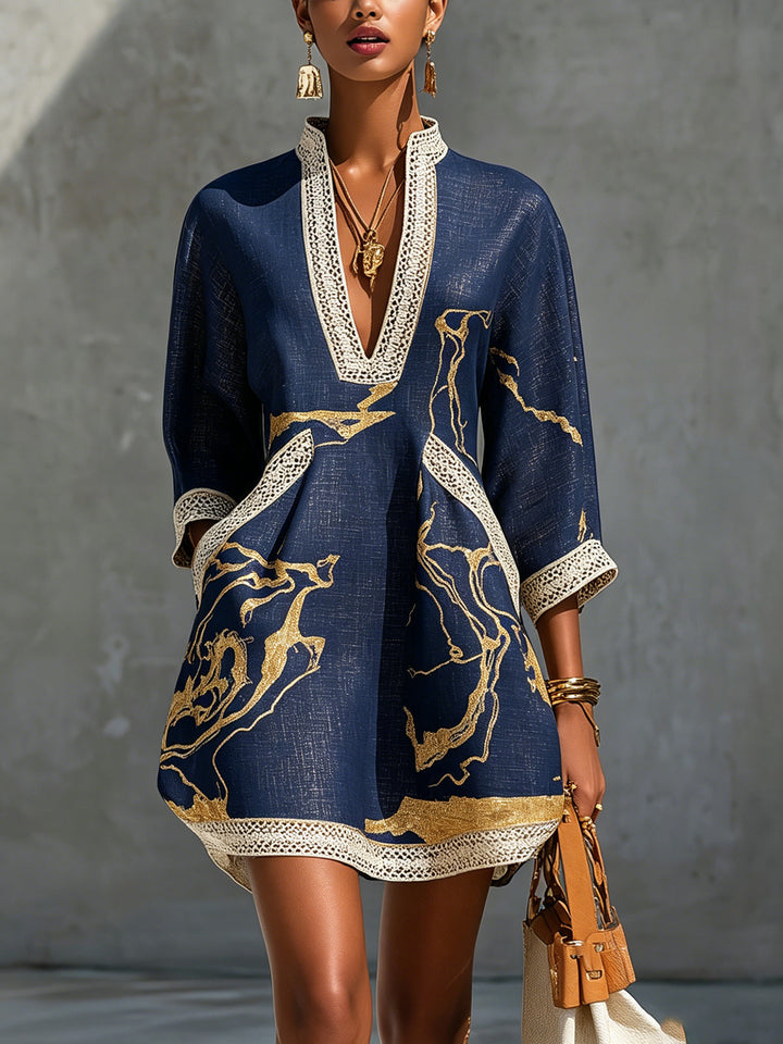 Donatella | Mini-robe noire à imprimé marbre doré et dentelle au crochet
